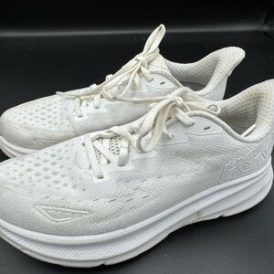 Hoka Clifton 9 White Sneakers
